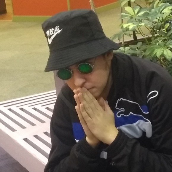 Meet your Posher, Evan - Picture 1 of 1